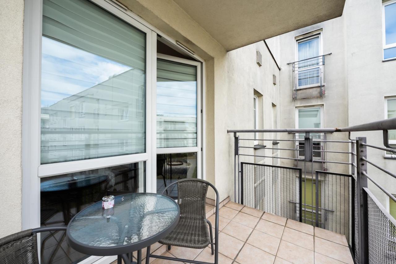 Ursus Pleasant Apartment Varsovie Extérieur photo