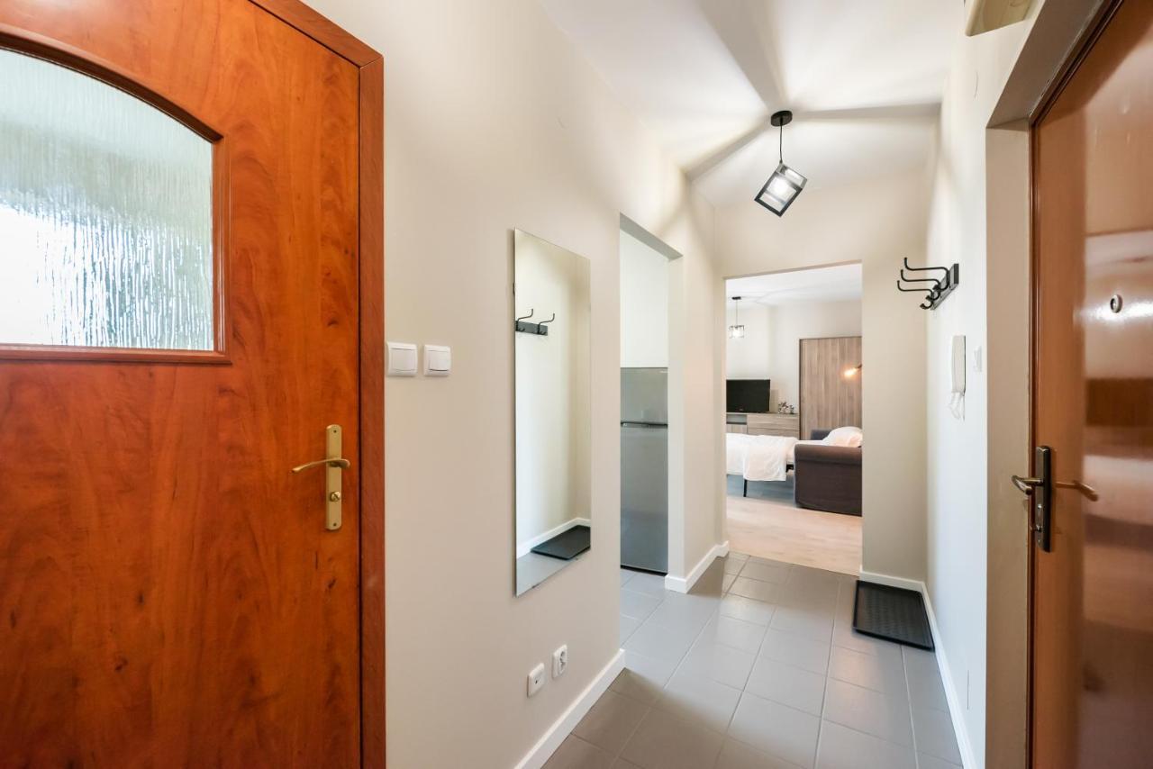 Ursus Pleasant Apartment Varsovie Extérieur photo